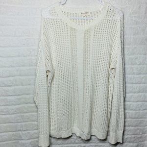 Two by Vince Camuto White Longsleeve